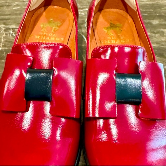 Embassy London Red Leather Flats - Picture 5 of 14